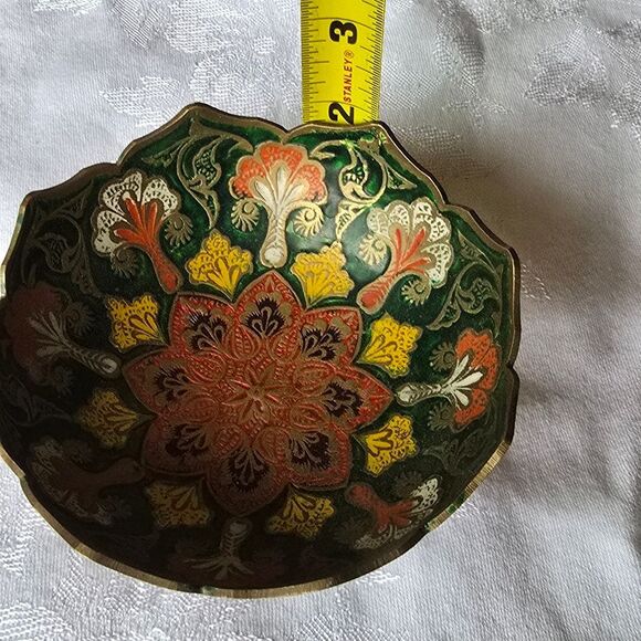 Vintage Hand Painted Floral Decorative Brass Bowl Made in India Catchall - Picture 4 of 8